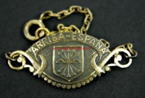 Esclava de Plata de Falange de los Años 40.